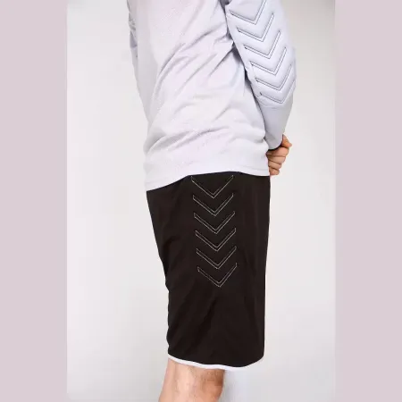 СЦ*Форма футб. врат. KELME 3871007-273-3XL, р.3XL, полиэстер, бело-черный за 3&nbsp;204.50 ₽ купить в Новороссийске